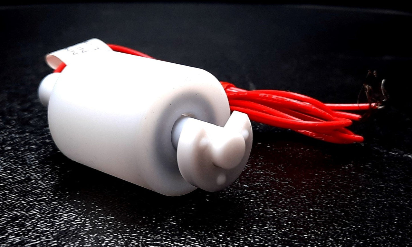 New Gems 174100 LS-1700TFE Series Level Switch Teflon N.O SPST 20VA 1/8" NPT Male