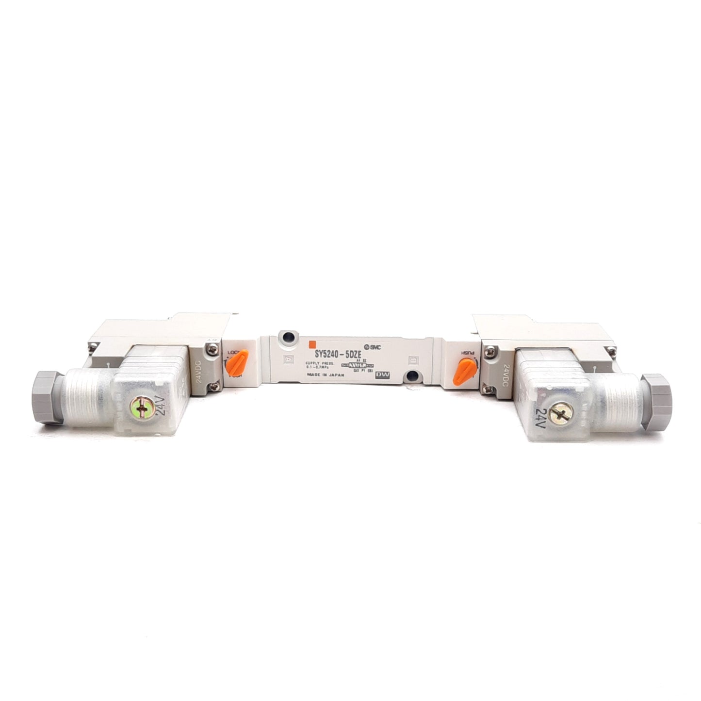New SMC SY5240-5DZE Solenoid Valve, 2-Position Double, 0.1-0.7MPa, 24VDC Coils