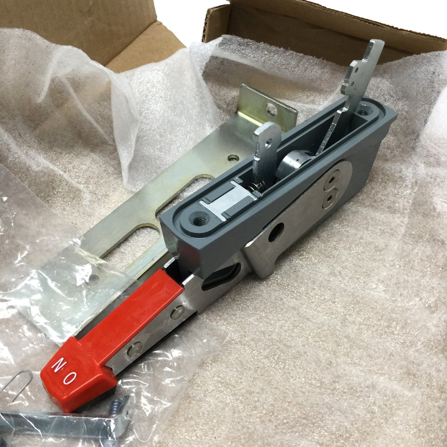 New Siemens VBH112 Panel Mounted Disconnect Switch Operating Handle 30-200A VBII