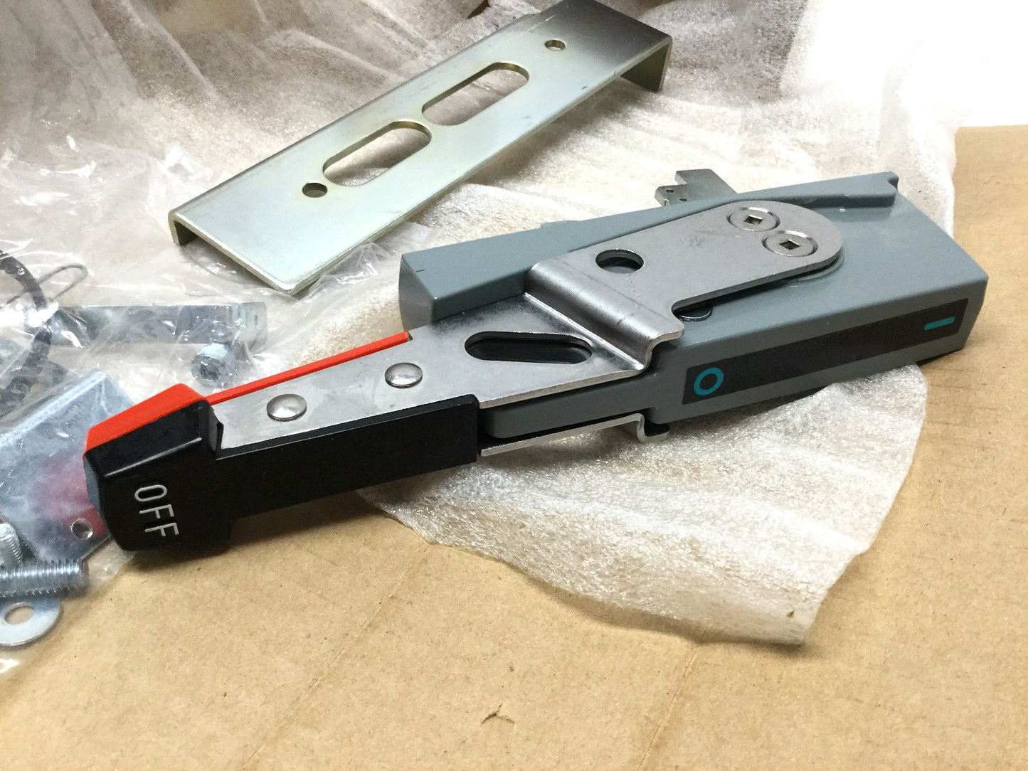 New Siemens VBH112 Panel Mounted Disconnect Switch Operating Handle 30-200A VBII