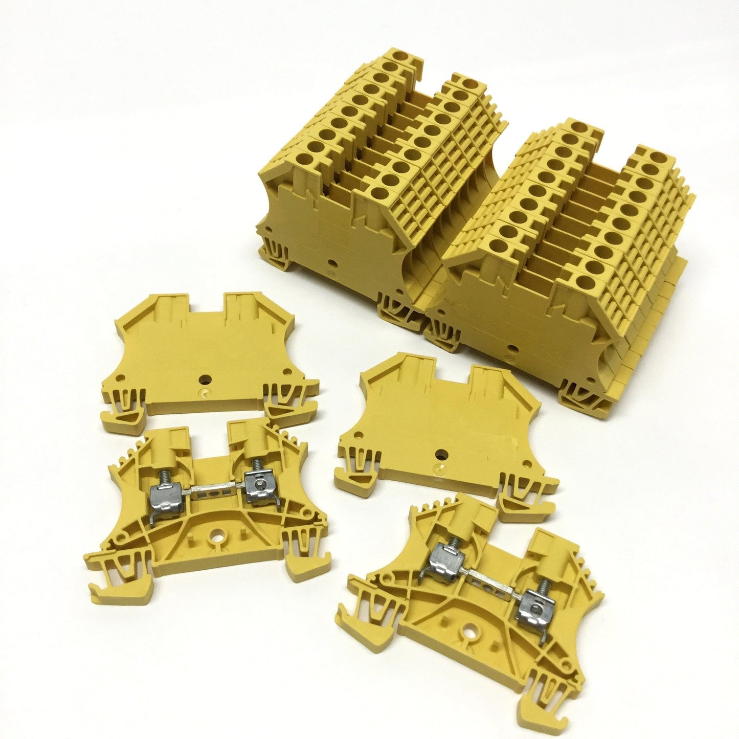 New – Open box Lot of 24 Allen Bradley 1492-J4-Y Feed Through Terminal Block, 600V AC/DC 35A