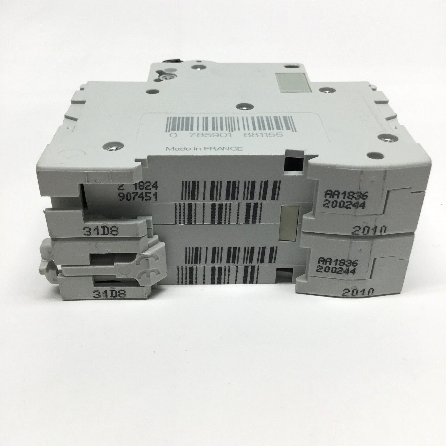 New – Open box Schneider 24517 MULTI 9 C60 Circuit Breaker, 2-Pole, 2A D-Curve, 440VAC