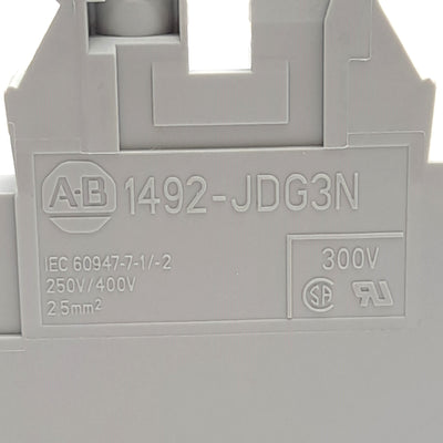New – Open box Lot of 5 Allen Bradley 1492-JDG3N Terminal Block 3-Level 2-Feed Through 1-Ground