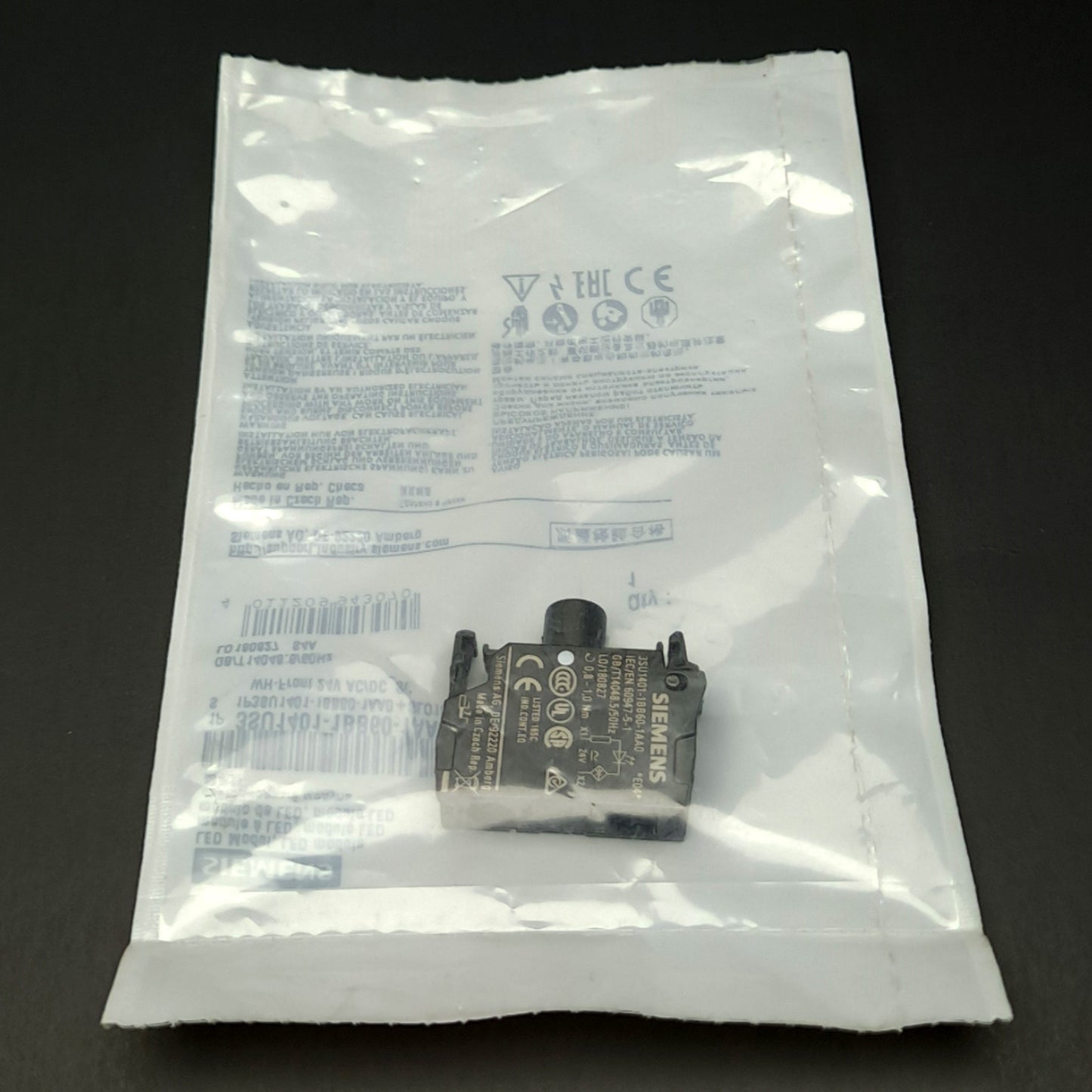 New Siemens 3SU1401-1BB60-1AA0 LED Module, White, Screw Terminal, 24VAC/DC