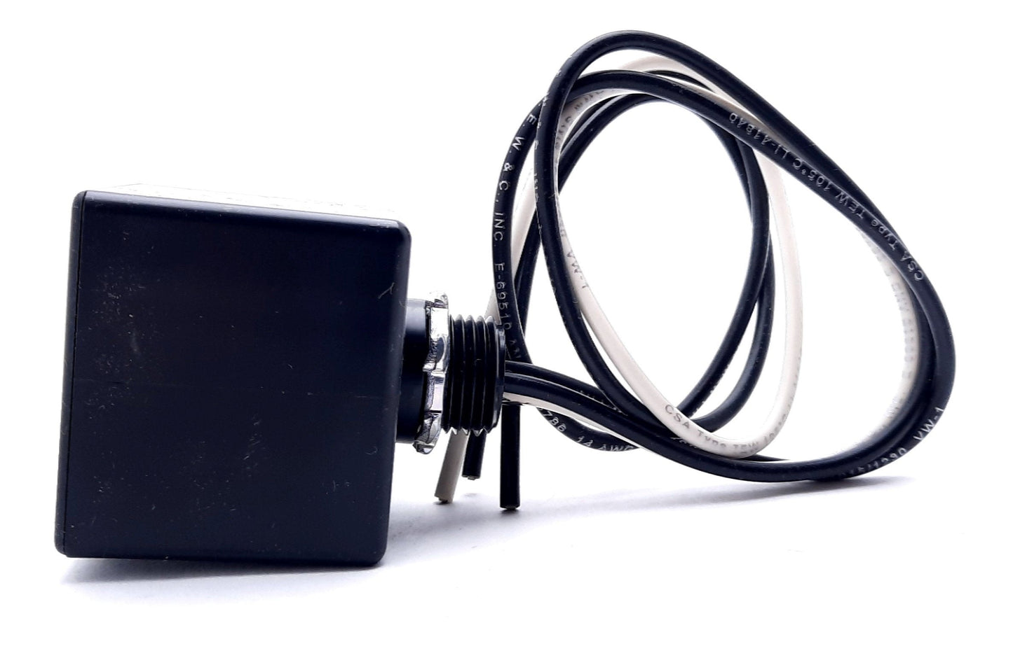 New Square D SDSA1175 Secondary Surge Arrester, Rating 120/240VAC, MCOV 150V