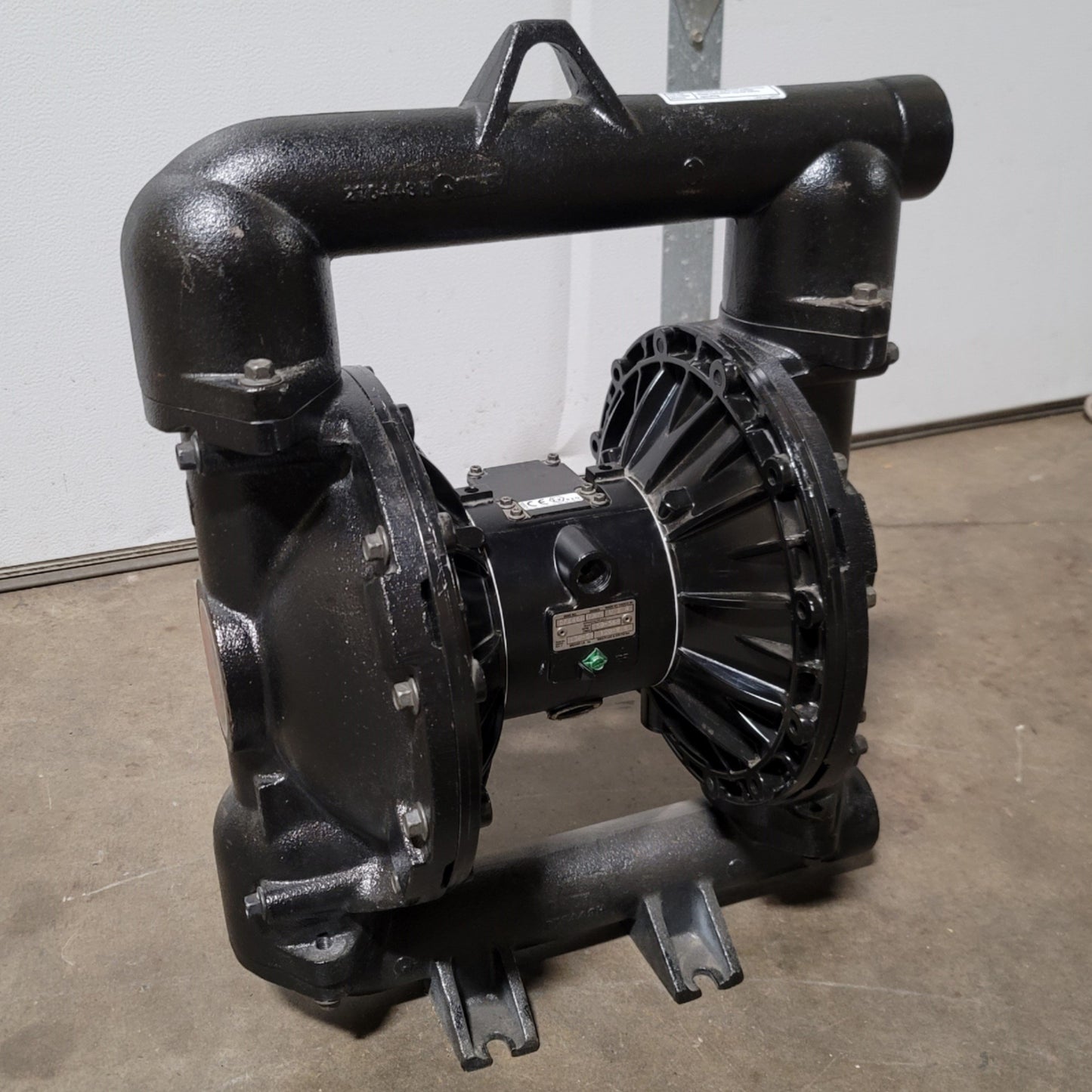 Used Graco DF6466 Husky 2150 Air Operated Double Diaphragm Pump 2"NPT 150GPM 120psi