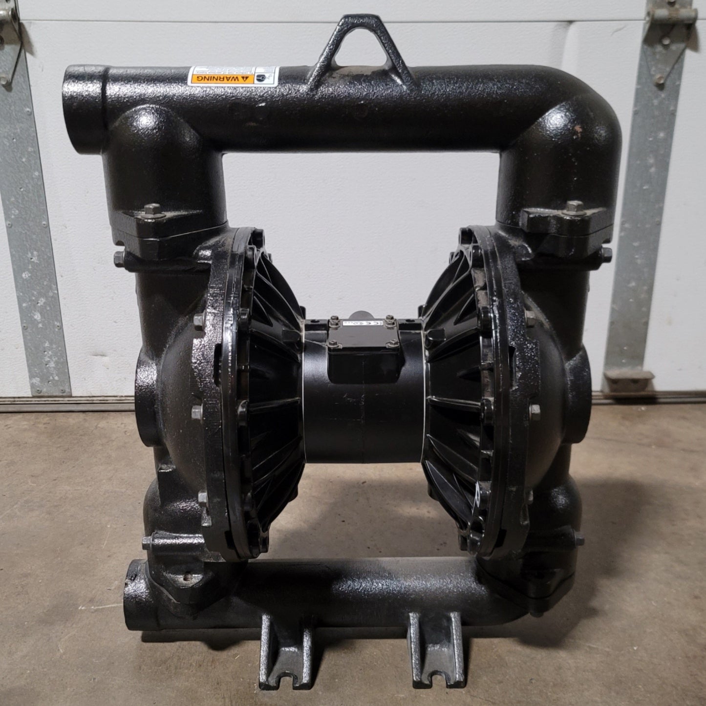 Used Graco DF6466 Husky 2150 Air Operated Double Diaphragm Pump 2"NPT 150GPM 120psi