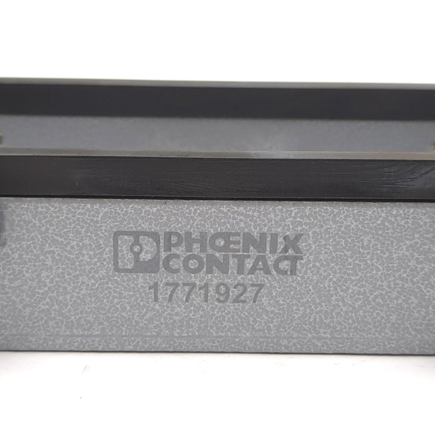New – Open box Phoenix Contact HC-B 24-AMQ 1771927 Panel Mounting Base, Double Locking Latch