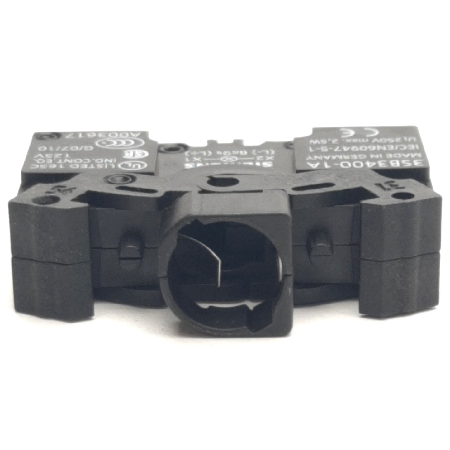 New – Open box Lot of 2 Siemens 3SB3400-1A Lamp Holder 230V AC/DC, Mounting BA 9S