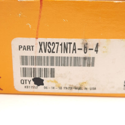 New – Open box Lot of 2 Parker XVS271NTA-6-4 Male Run Tee, 3/8in Diameter Tube to 1/4in NPT