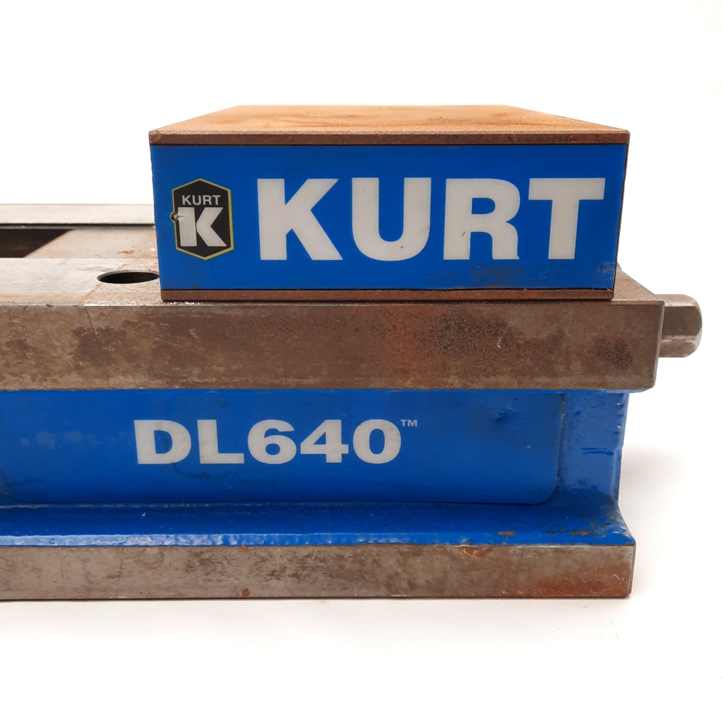 Used Kurt DL640 Double Lock Manual Machinist Vise, 6in Wide 23.25in Long 3/4in Drive