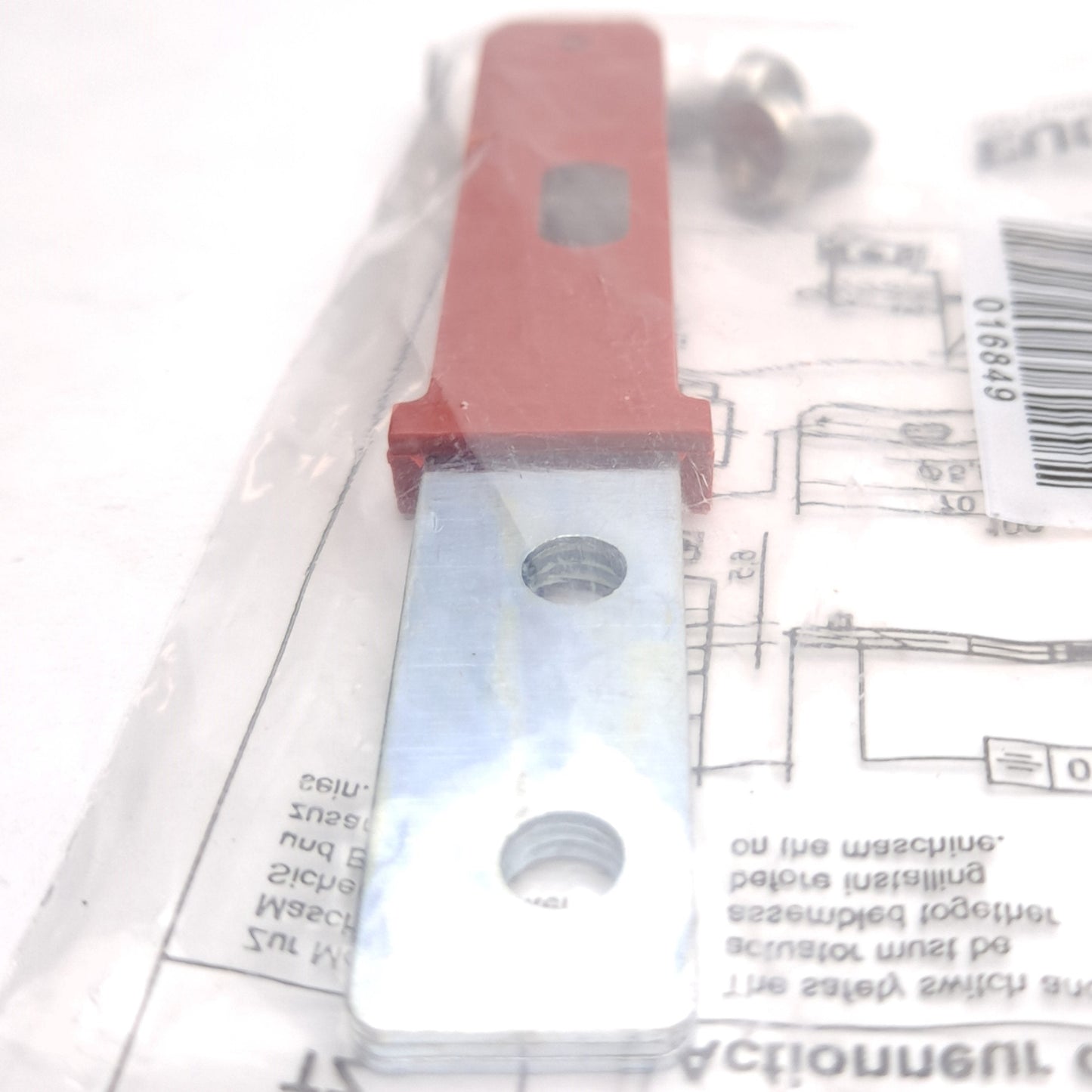 New Lot of 2 Euchner 016849 Safety Switch Actuator 4mm Overtravel 1000mm Door Radius