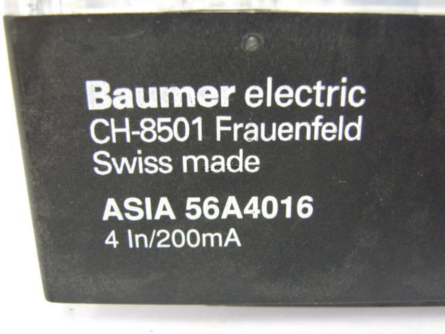 Used Baumer Electric 56A4016 ASIA Sensor Interface Module 4 In/200mA *Broken Mount*