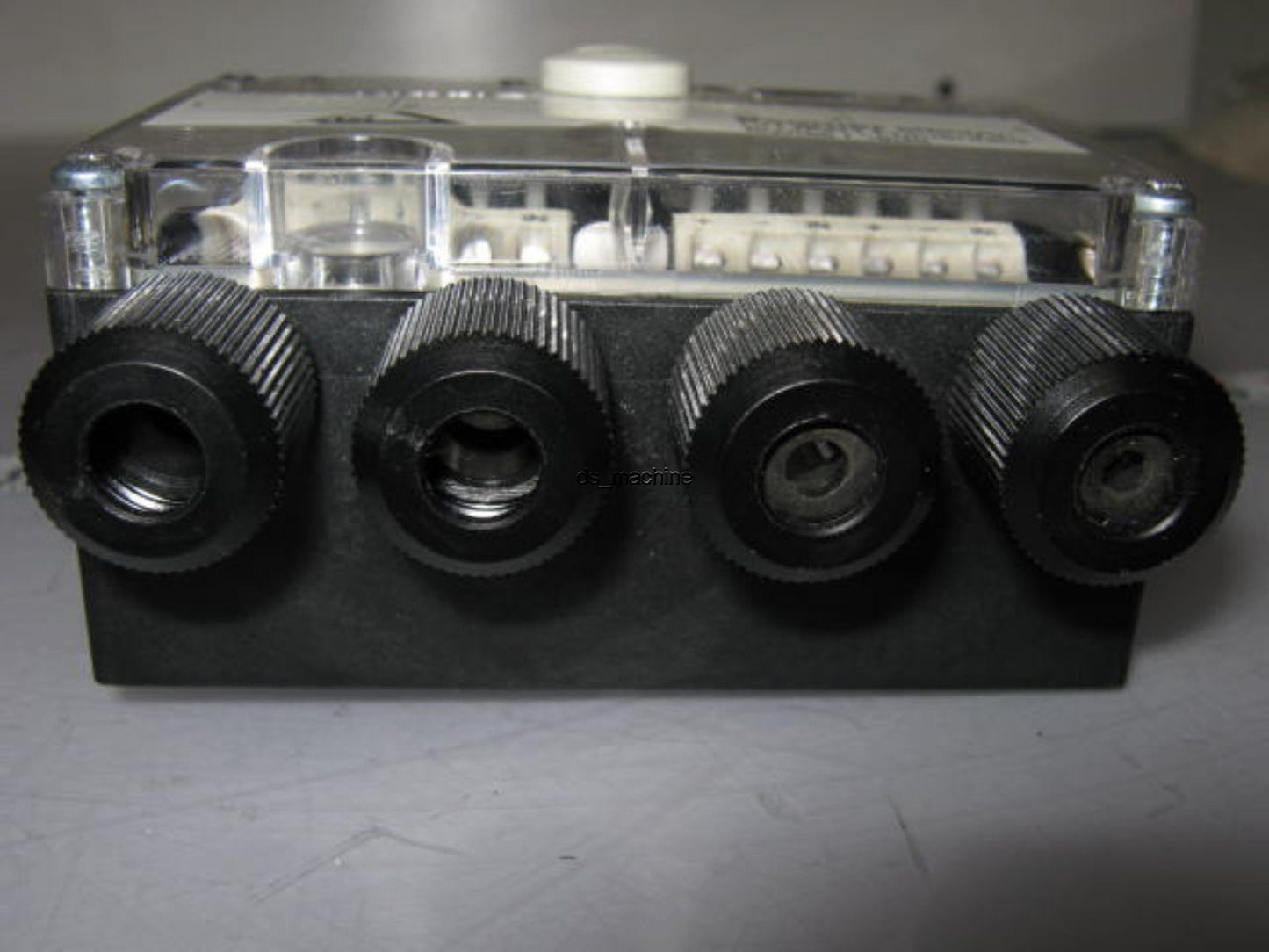 Used Baumer Electric 56A4016 ASIA Sensor Interface Module 4In/200mA *Missing Parts*