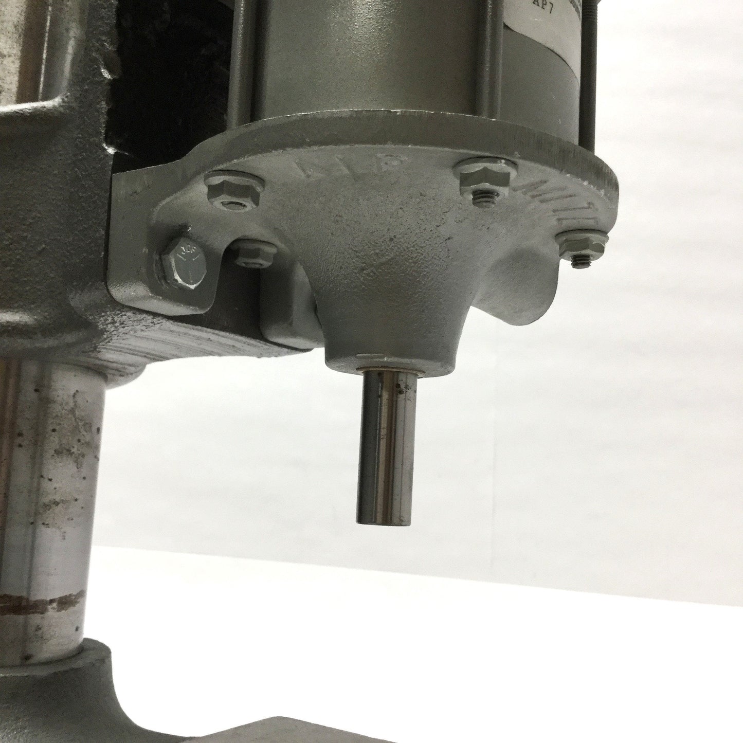 Used Air-Mite AP7 Bench Top Pneumatic Air Arbor Press, 1-1/2" Stroke, Single-Acting