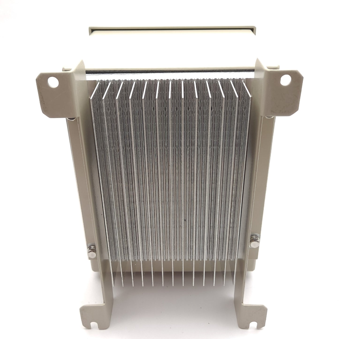 New Yaskawa CIMR-VUBA0003GAA AC Drive, 240VAC 1-Phase, 3.3A, 3/4HP, NEMA 4X