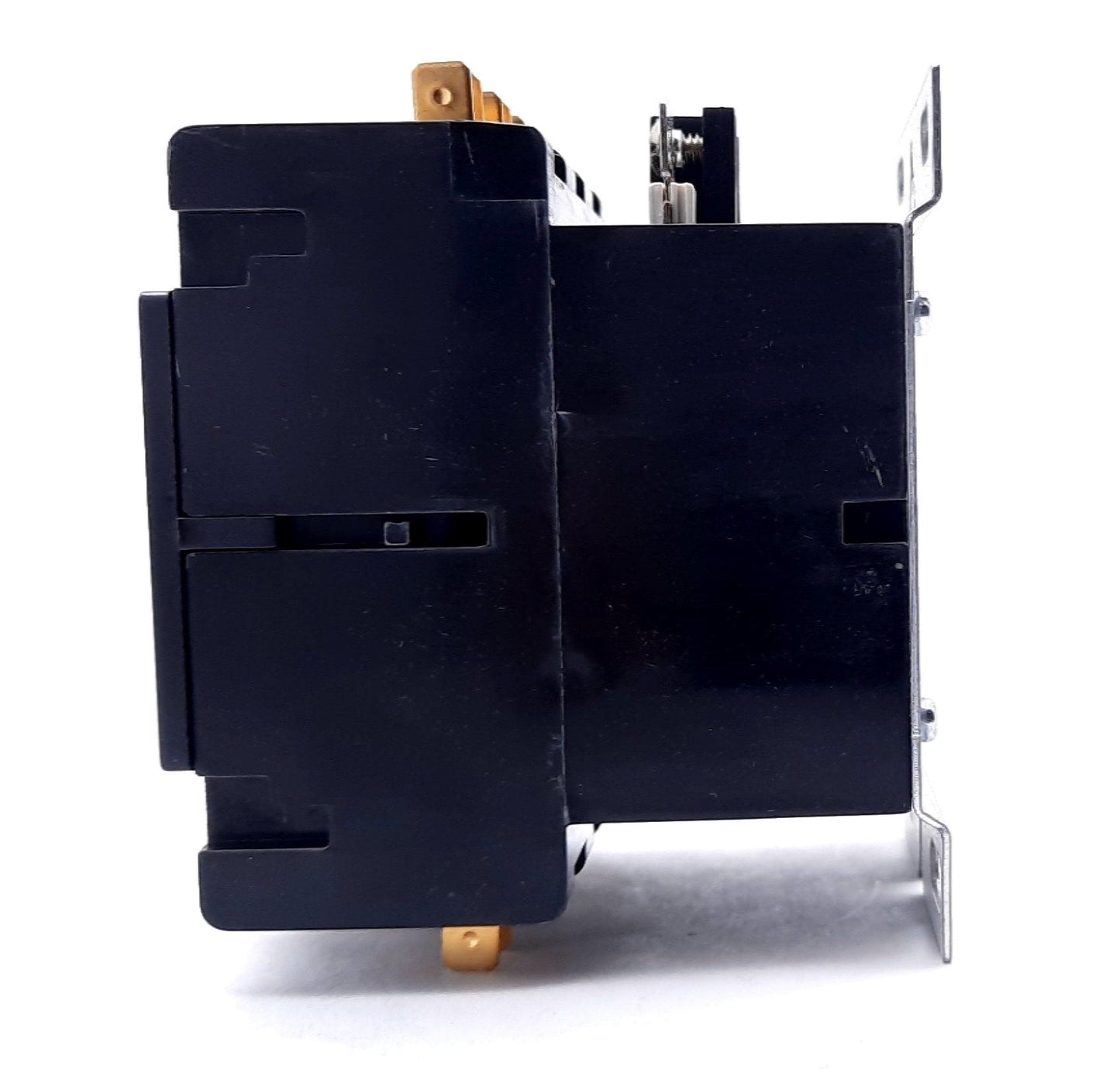 New Heartland HCCY3XT06CJ Definite Purpose Contactor 3 Pole 120VAC Coil, 60FLA