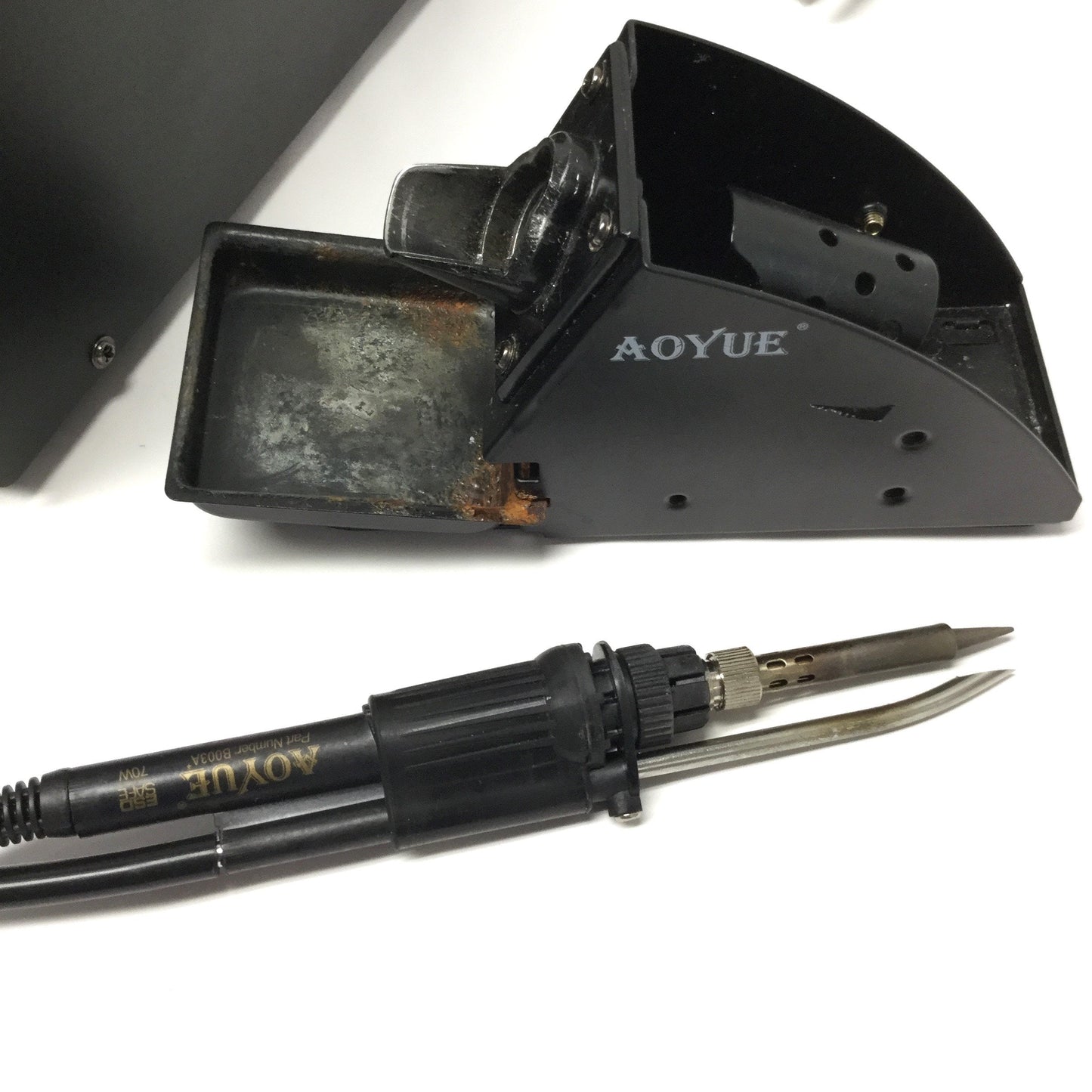 Used AOYUE 968A+ 4-in-1 Hot Air Soldering/Rework System w/ Workstand & 70W Iron