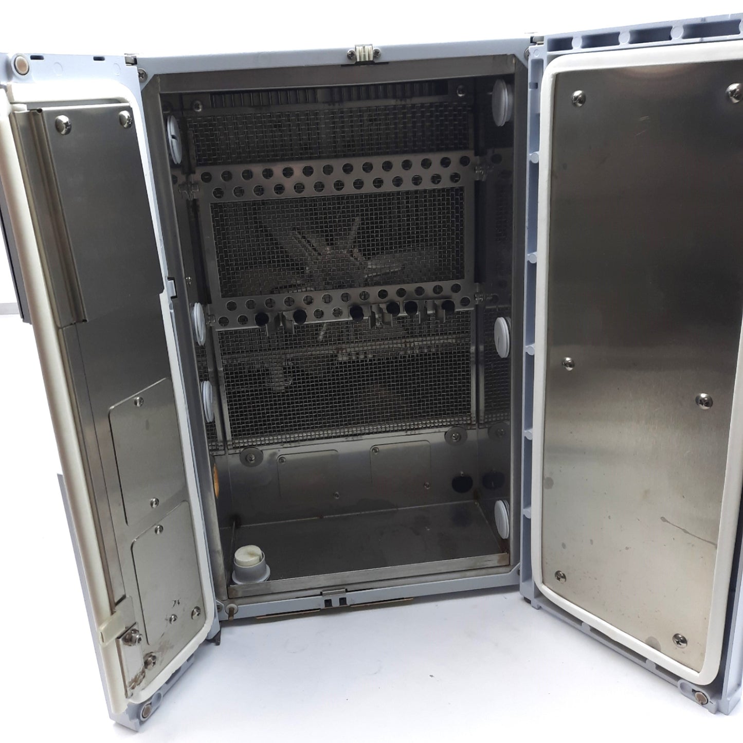 Used Shimadzu CTO-20AC Column Oven 4°C to 85°C, 0.1°C Resolution, Ten 25cm Columns