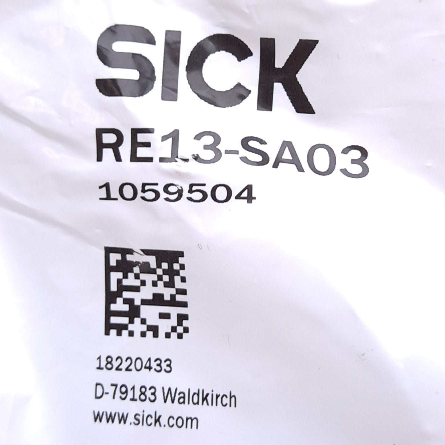 New SICK RE13-SA03 Magnetic Safety Switch, 2x N.O., 7mm On, 20mm Off, 24VDC Supply