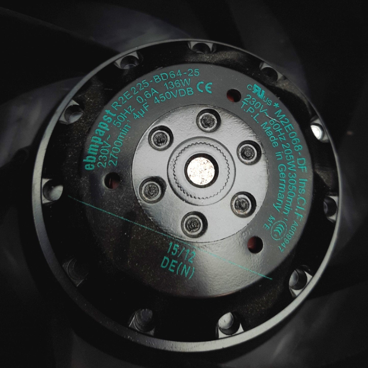 New – Open box EBM Papst R2E225-BD64-25 Centrifugal Fan, 230V AC 50Hz, 0.6A, 2700RPM, ø9in