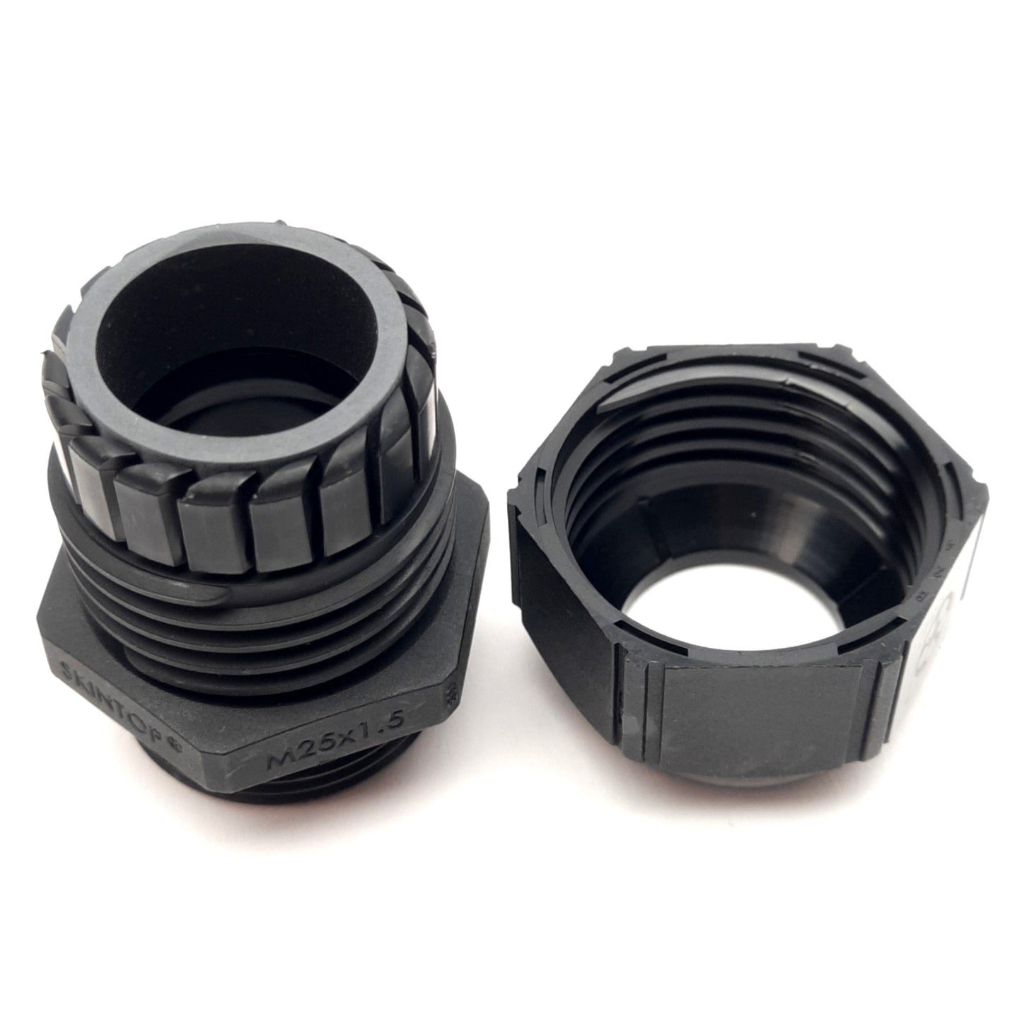 New – Open box Lot of 25 LAPP 53111230 SKINTOP Cable Gland, M25x1.5 Thread, ø0.315-0.669in