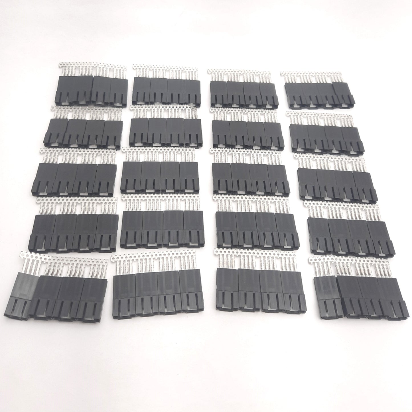 New – Open box Lot of 20 AMP 103945-3 4 Position Rectangular Plug Connectors 267V, 3A