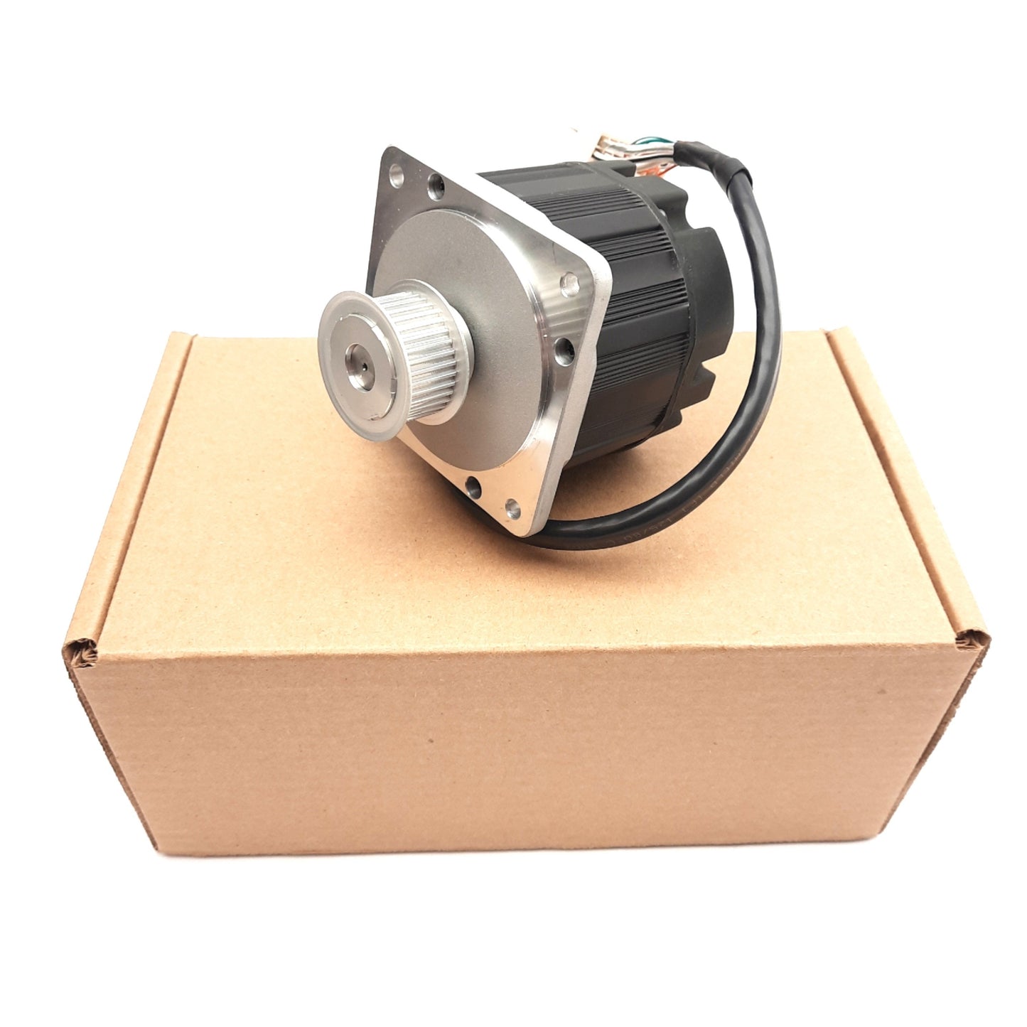 New Teknic M-3411P-LN-04K Servo Motor 14.7V/krpm 8.2A, 6000rpm, 140.3oz-in, NEMA 34