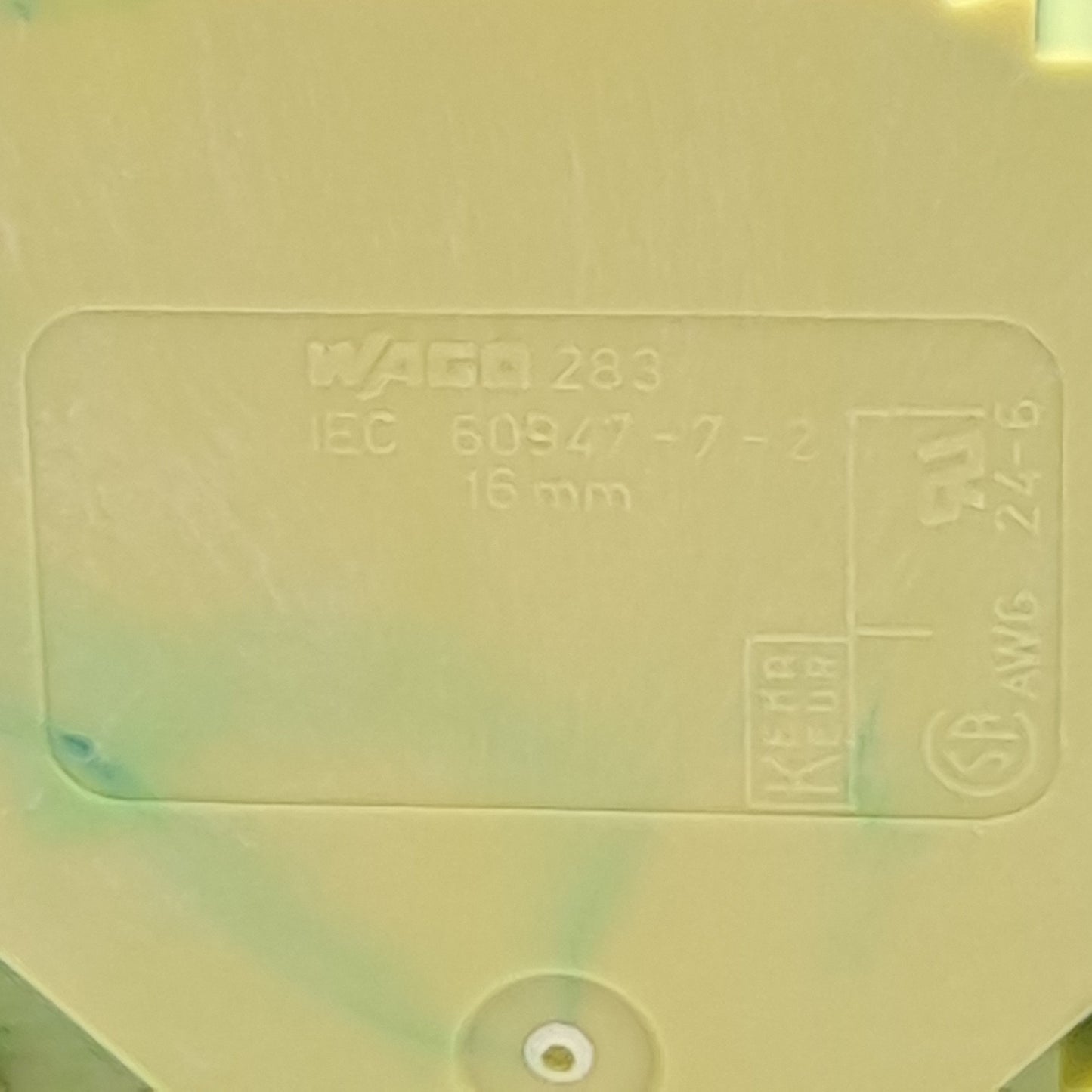 New – Open box Lot of 3 Wago 283-677 Ground Terminal Block, 3-Conductor, 1-Potential, 1-Level