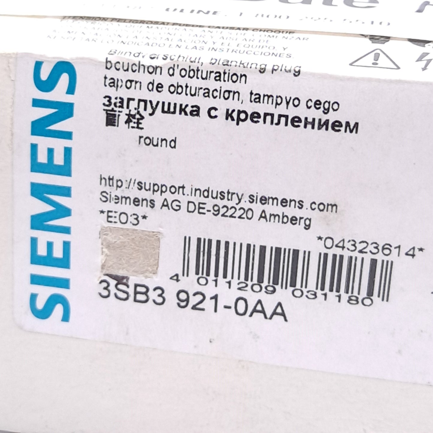 New – Open box Lot of 3 Siemens 3SB3921-0AA Blanking Plugs, ø28.5mm, Black, W/ Locknut