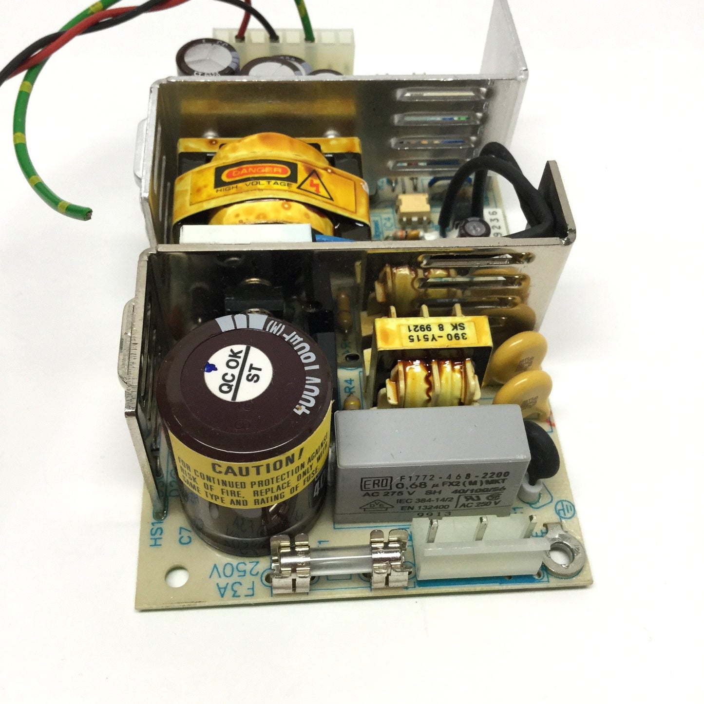 Used Skynet SNP-9069 Double Output Power Supply 115-230VAC In, 5/24VDC 0.5/2.5A Out