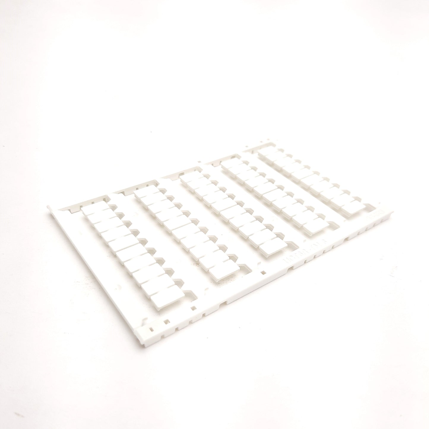 New – Open box Lot of 9 Phoenix Contact UCT6R-TM 6 Marker for Terminal Blocks, 6mm Block Width