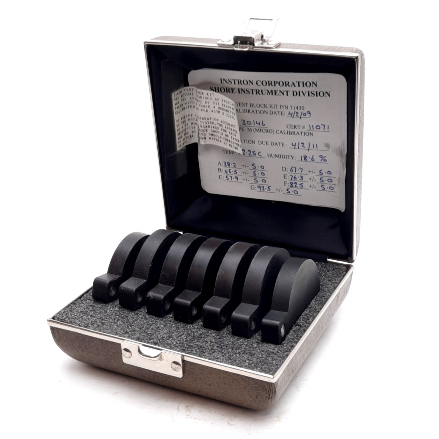 Used Shore Instruments 71400 Durometer Test Block Kit, 7 Blocks, ASTM D 2240