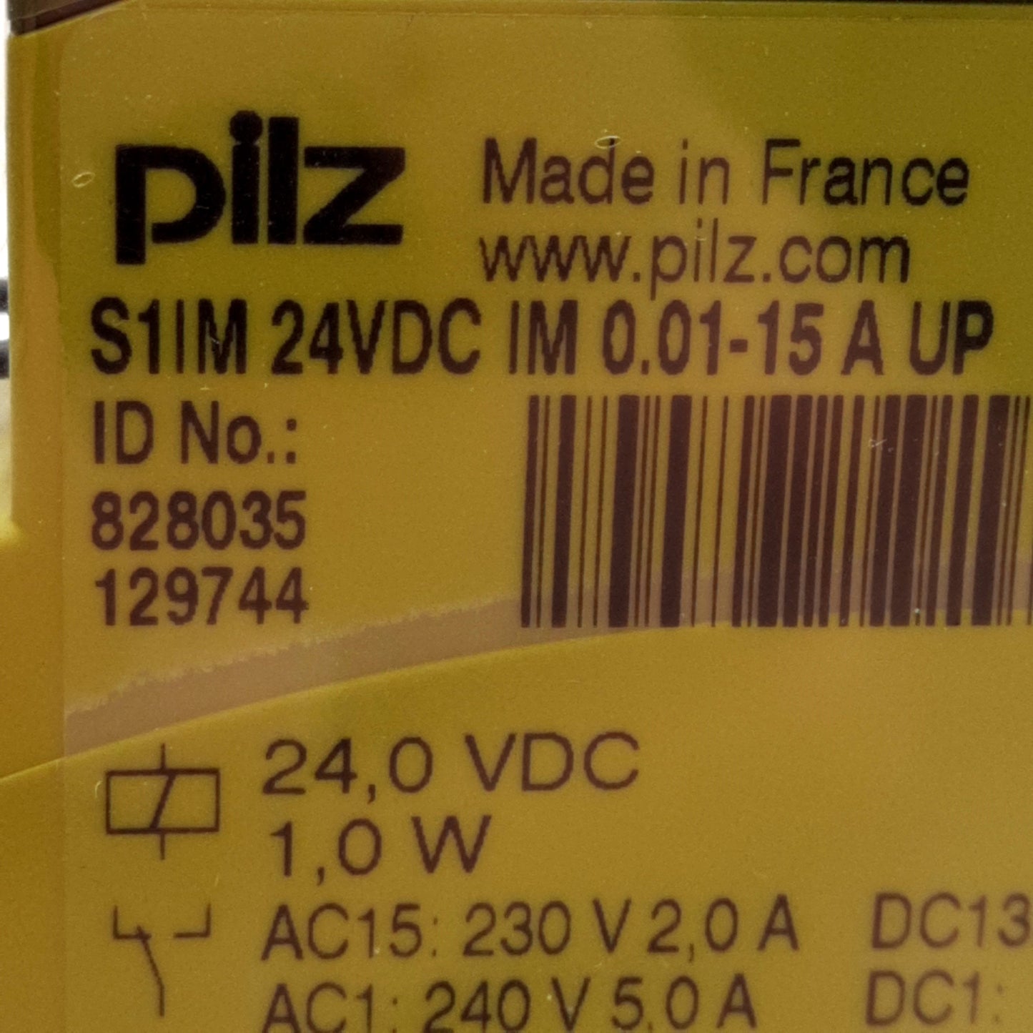 New Pilz 828035 Current Monitoring Relay, 1NO Contact, 0.01-15A, 24VDC, DIN Rail