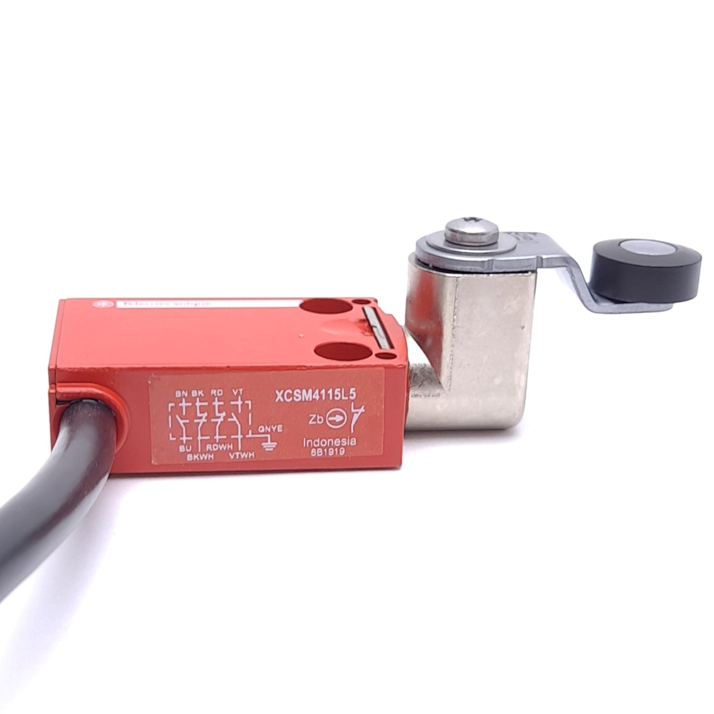 New Telemecanique XCSM4115L5 Safety Limit Switch, 2x NC 2x NO, Rotary Head, 5m Cable