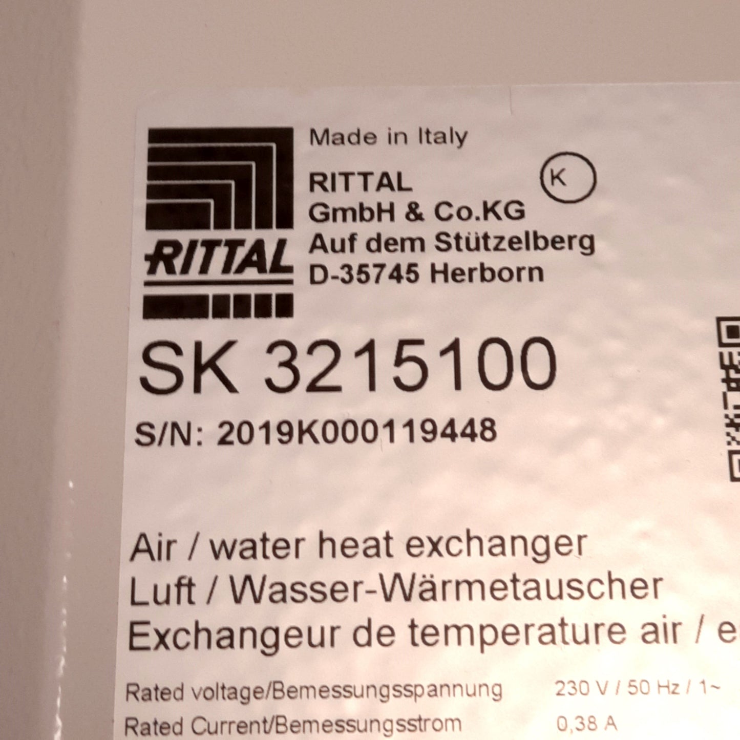 New Rittal SK 3215.100 Air/Water Heat Exchanger, 230VAC 4A. 14.5-145PSI, 1°C to 70°C
