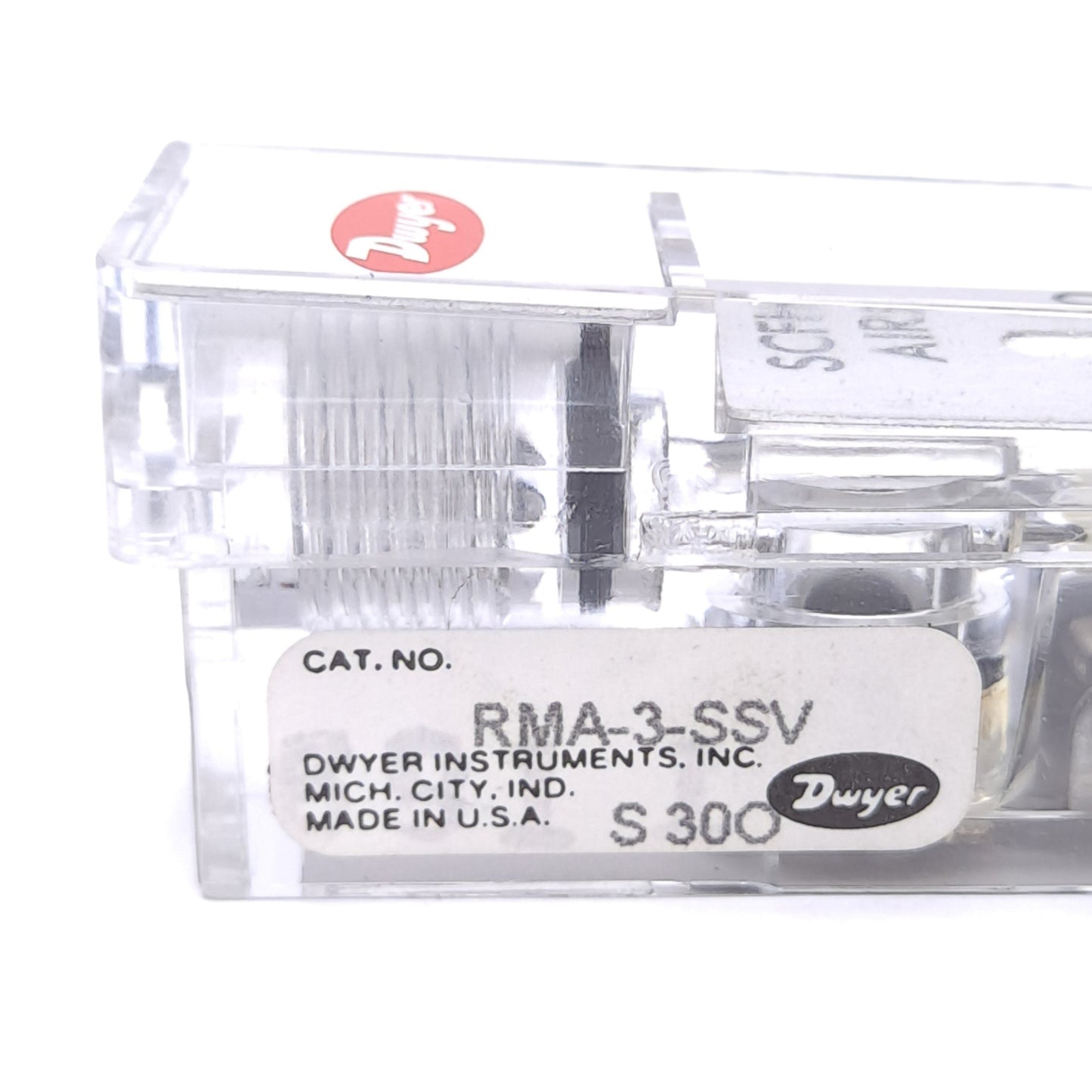Used Dwyer RMA-3-SSV Air Flowmeter, 0.2-2 SCFH, 100psi Max, 1/8in NPT, 2in Scale