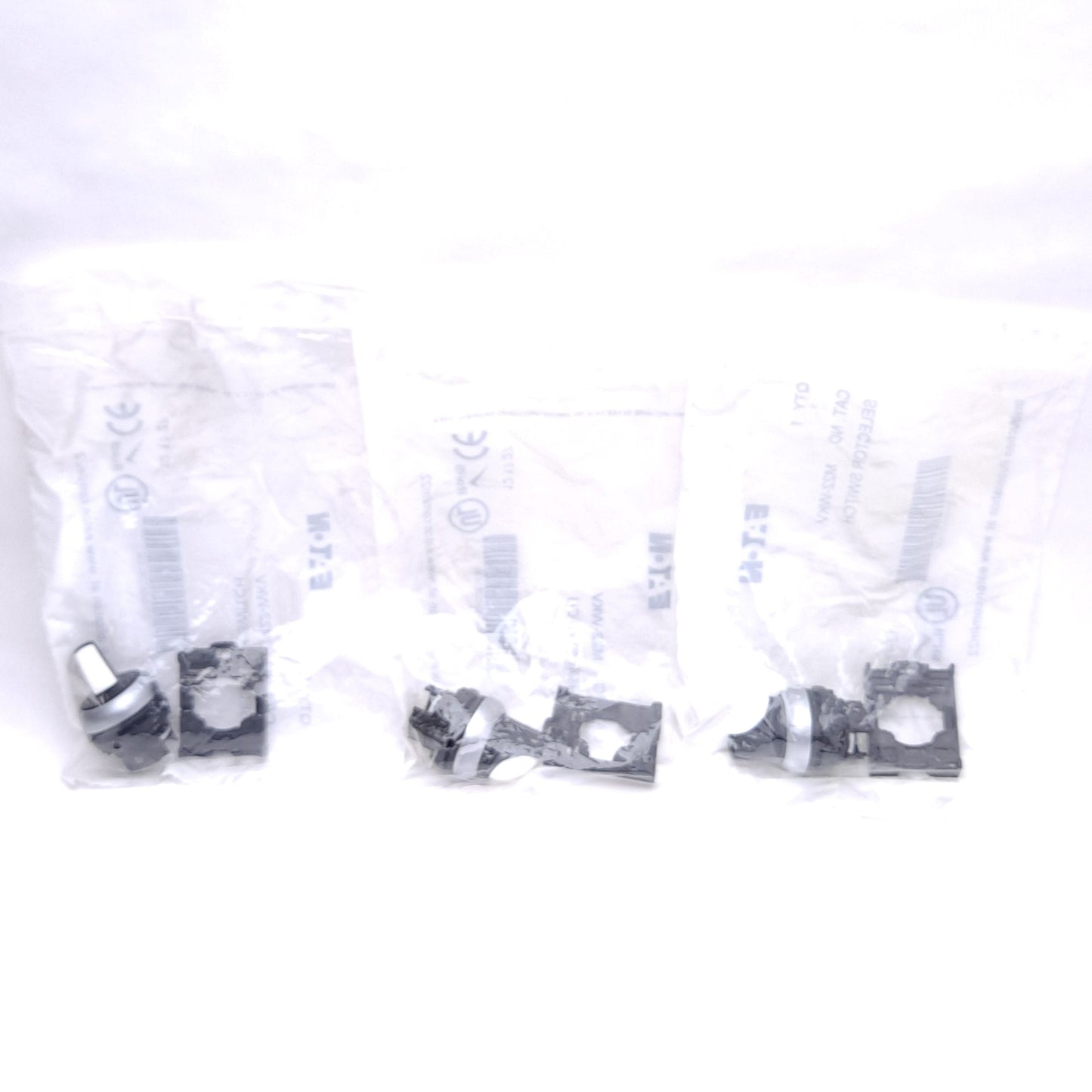 New Lot of 3 Eaton M22-WKV Selector Switch, Maintained, 2-Position, ø22.5mm Mounting