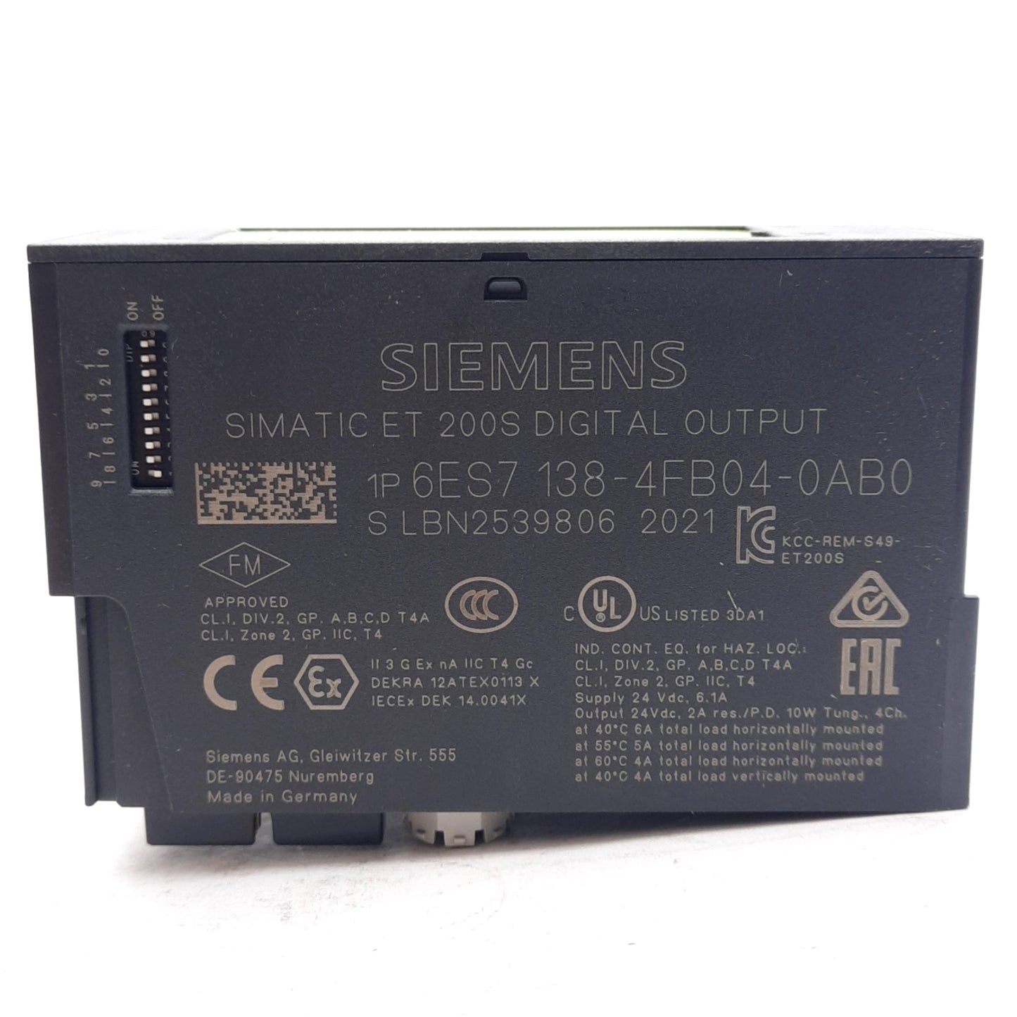 New Siemens 6ES7 138-4FB04-0AB0 Simatic ET 200S Digital Output Module, 24VDC 2A