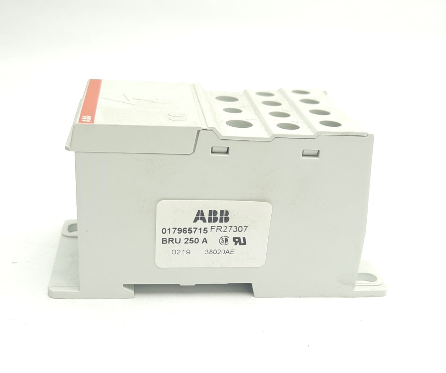 New – Open box ABB 017965715 BRU250a Distribution Block 600V 230A 1x11 (Line x Load)