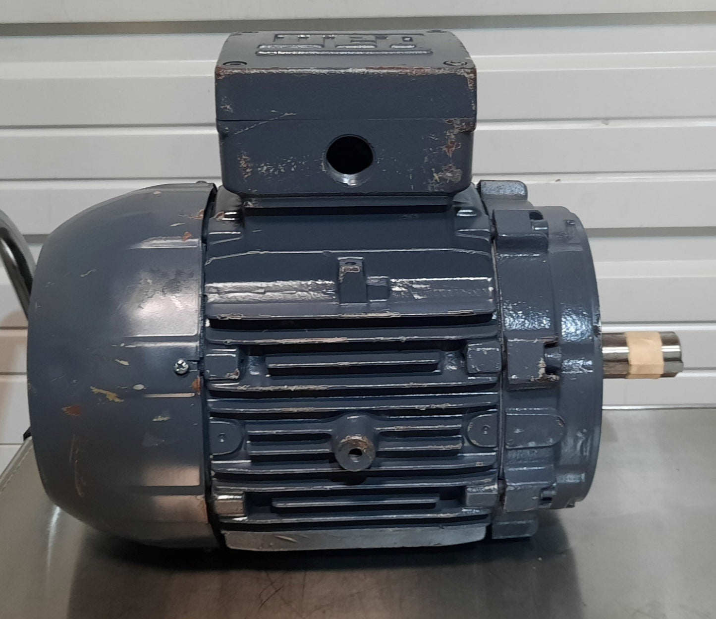New WEG 00718XS3ER213TC Explosion Proof Motor 3 Phase, 7.5Hp, 208-460V, 60Hz 1800rpm