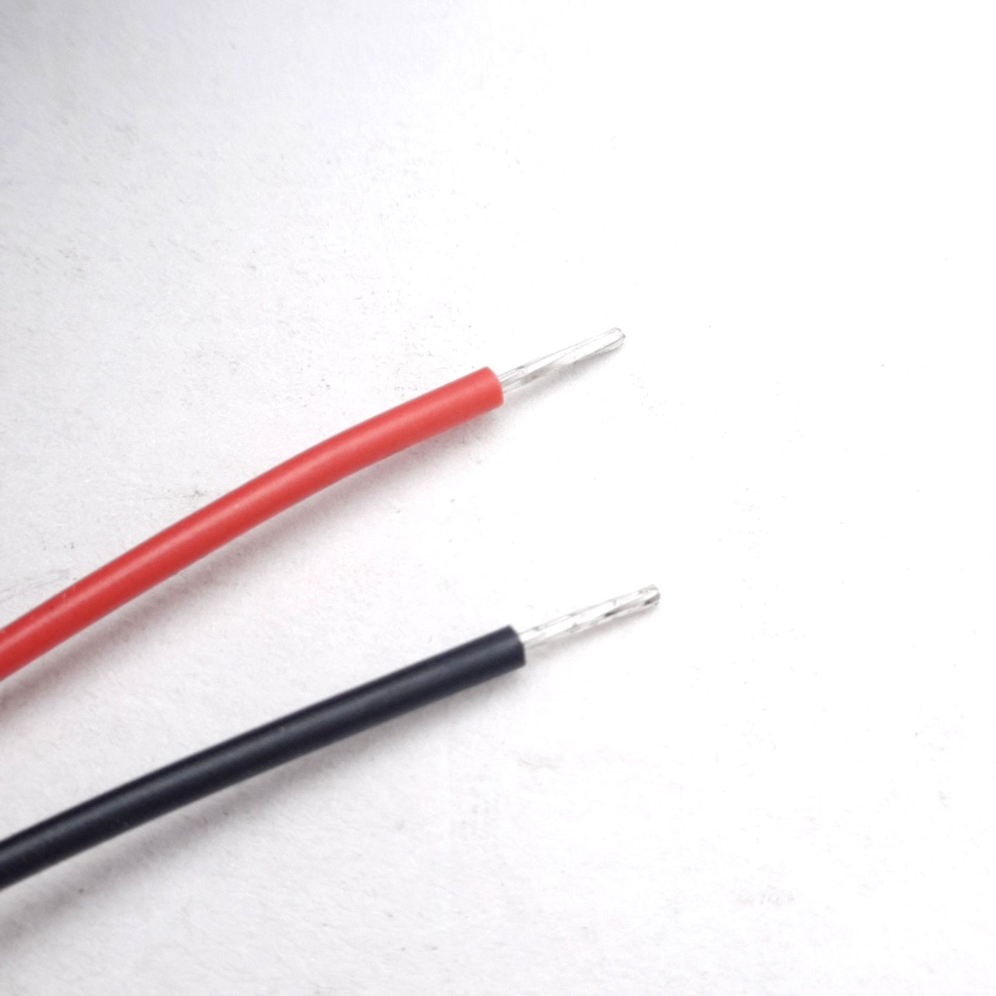 New Lot of 2 Multicomp MC33868 Axial Fan, 120mm Frame, 138CFM, 3100RPM, 24VDC 9.2W