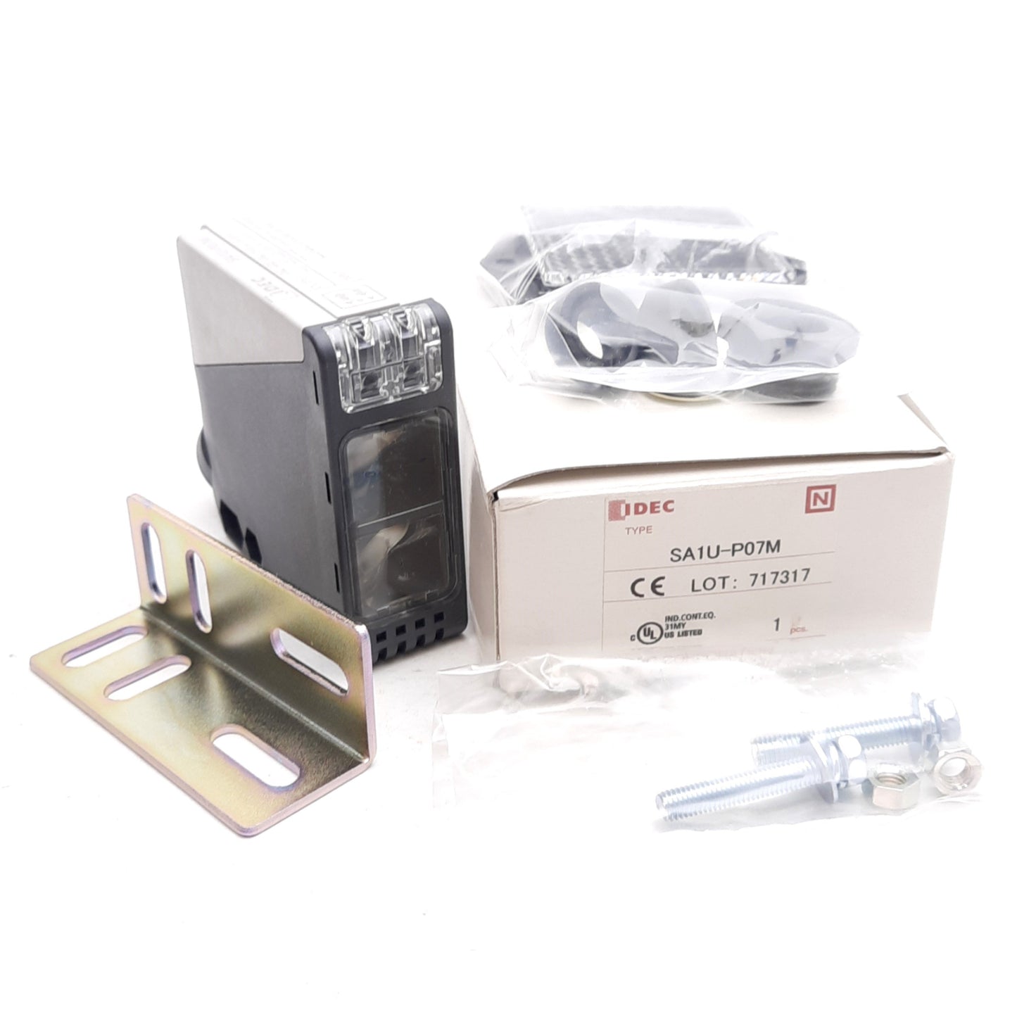 New Idec SA1U-P07M Photoelectric Sensor, 0.2-7m, SPDT Relay, 24-240VAC/12-240VDC