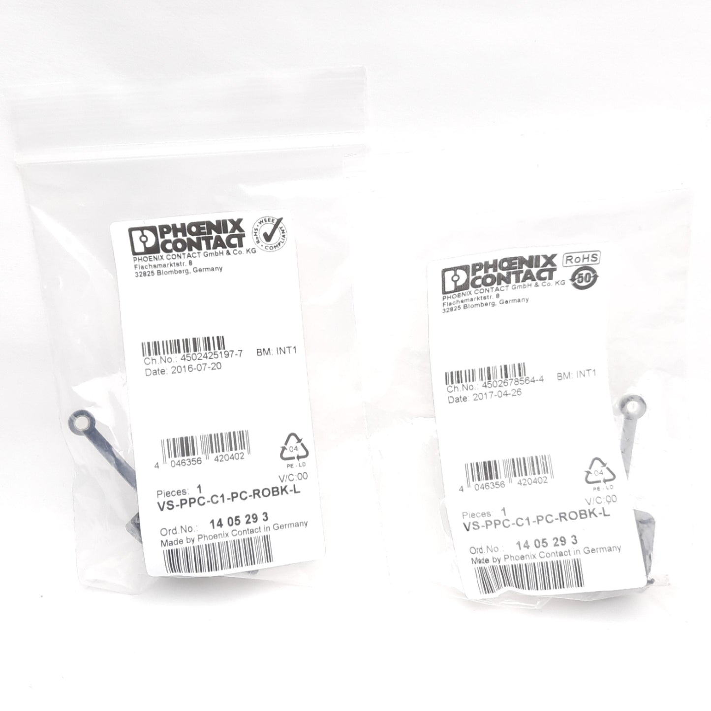 New Lot of 2 Phoenix Contact VS-PPC-C1-PC-ROBK-L Locking Push Pull Panel Plug