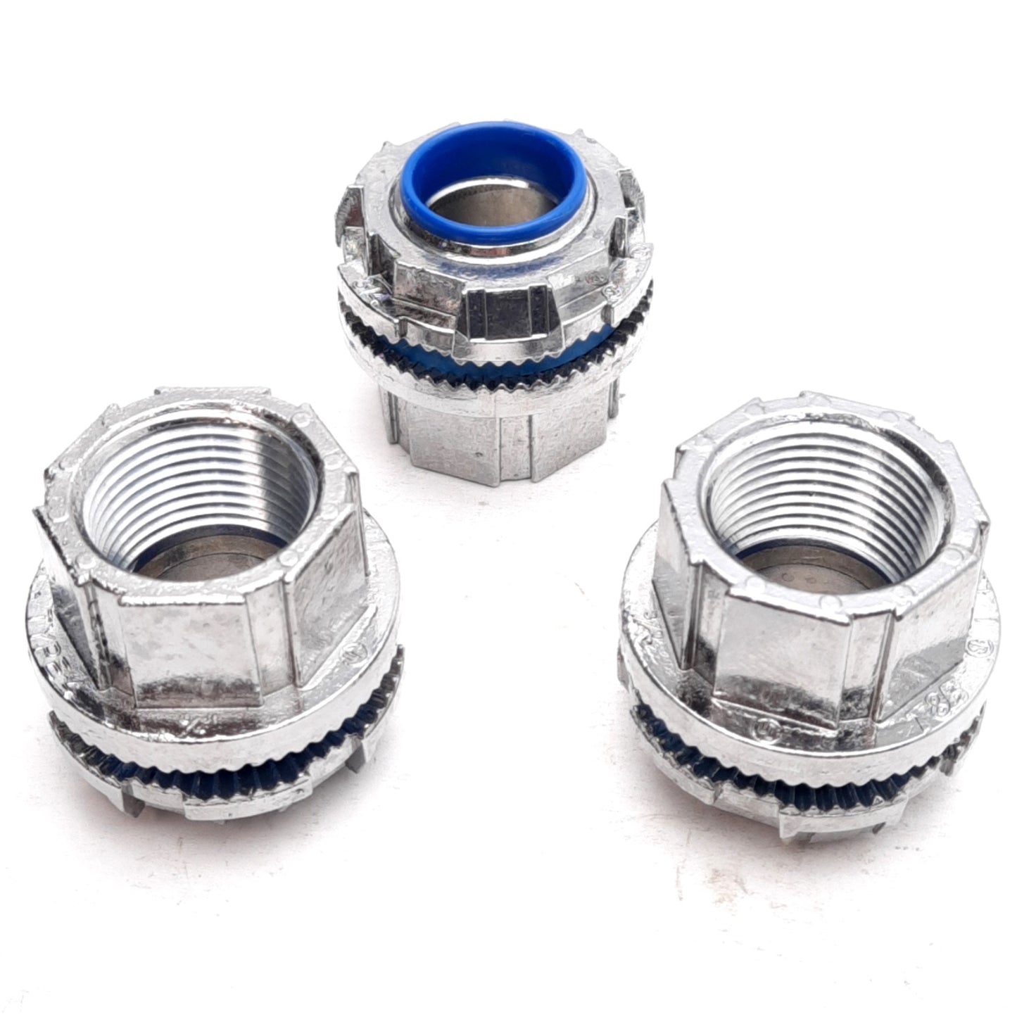 New Lot of 3 Thomas & Betts H075CP Straight Conduit Hub Chrome-Plated Zinc 3/4in NPT