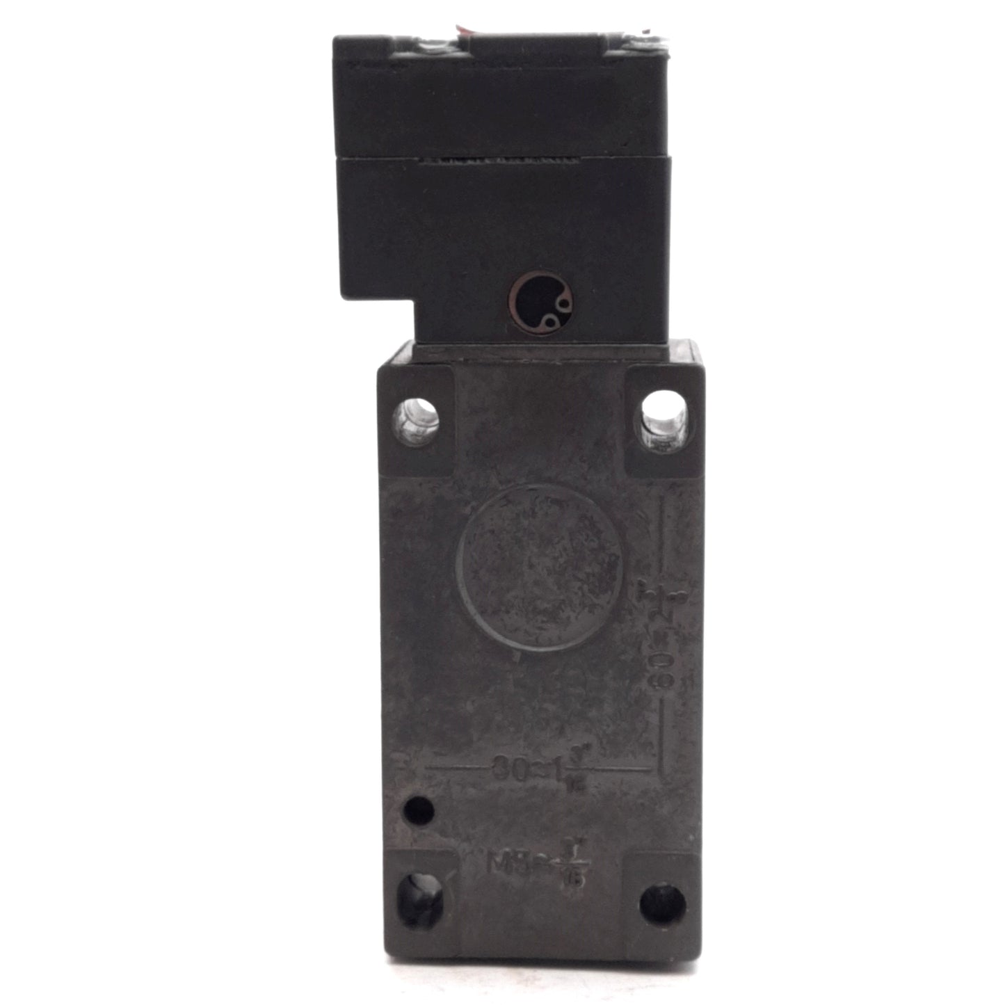 New – Open box Euchner NZ1VZ-528E Safety Switch, 230VAC/24VDC 6A, 1NO Contact, R1/2in *NO KEY*