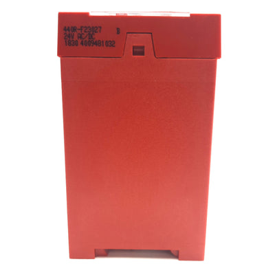 New – Open box Allen Bradley 440R-F23027 Safety Relay, 24V AC/DC Supply, 4A 250VAC, DIN Rail