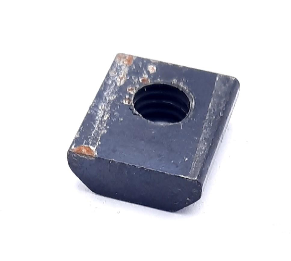 Used Lot of 50 80/20 3203 Standard Slide-In T-Nut 15 Series 5/16-18 .7"x .625"x.243"