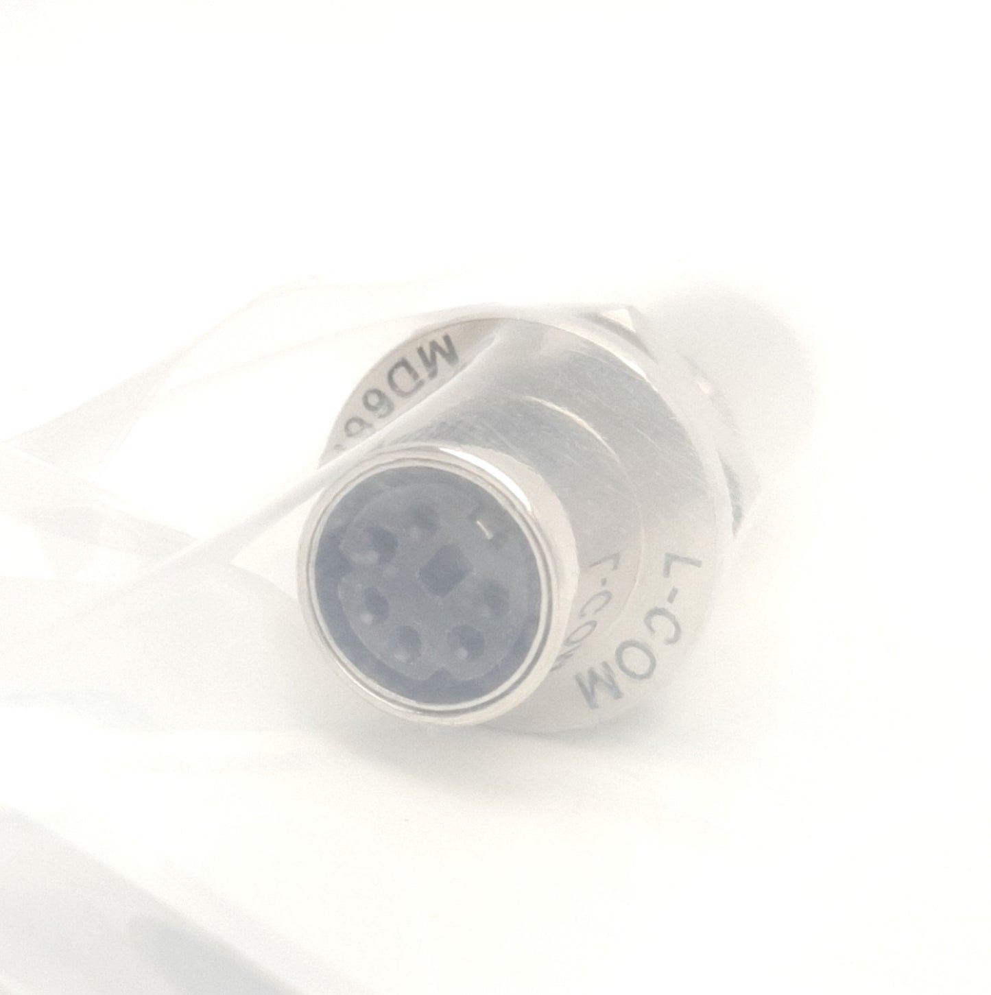 New Lot of 2 L-Com MD66FF Feed-Tru Adapter, Mini DIN 6-Pin, Female to Female