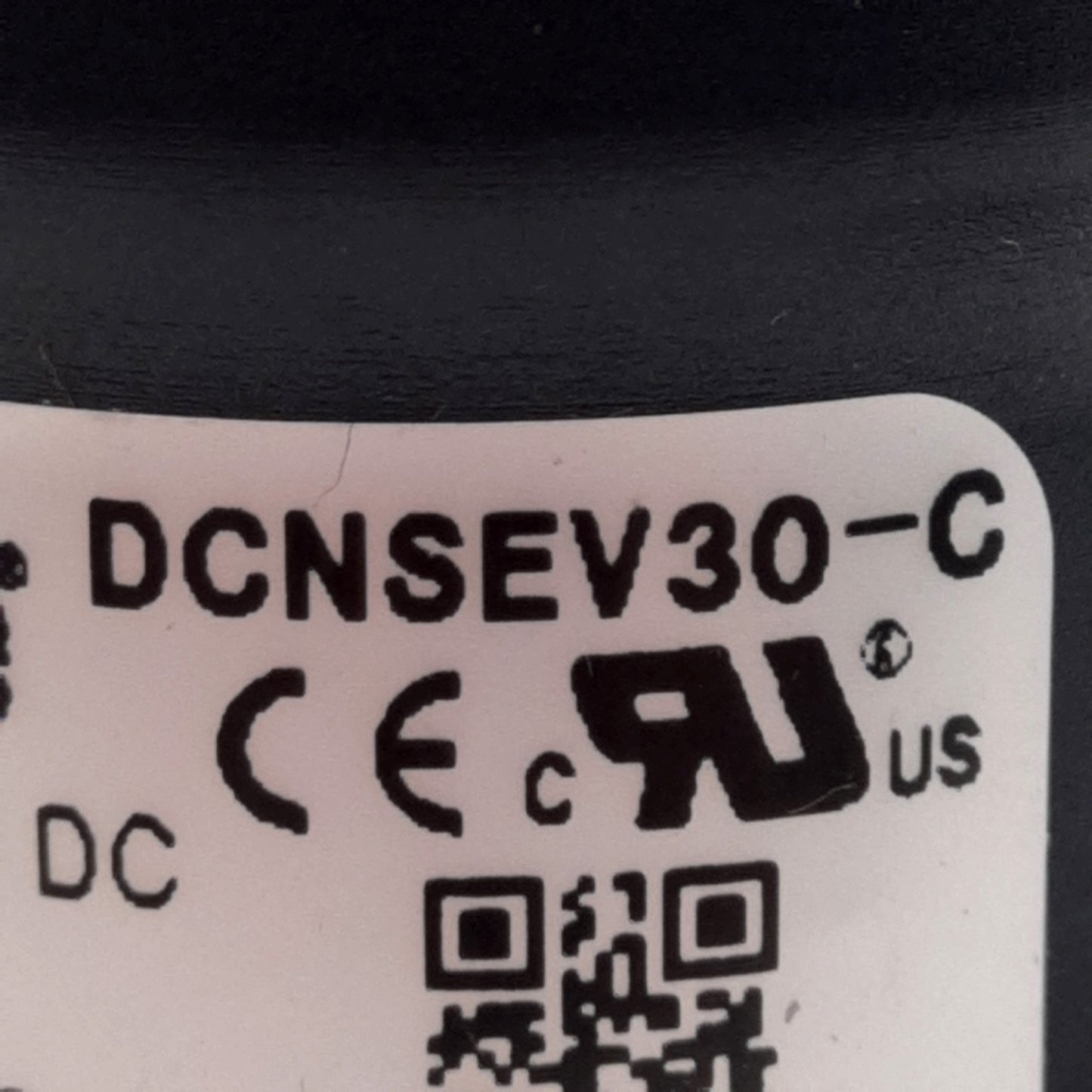 New – Open box Littelfuse DCNSEV30-C High Voltage DC Contactor Relay 30A 900VDC, 18-28VDC Coil